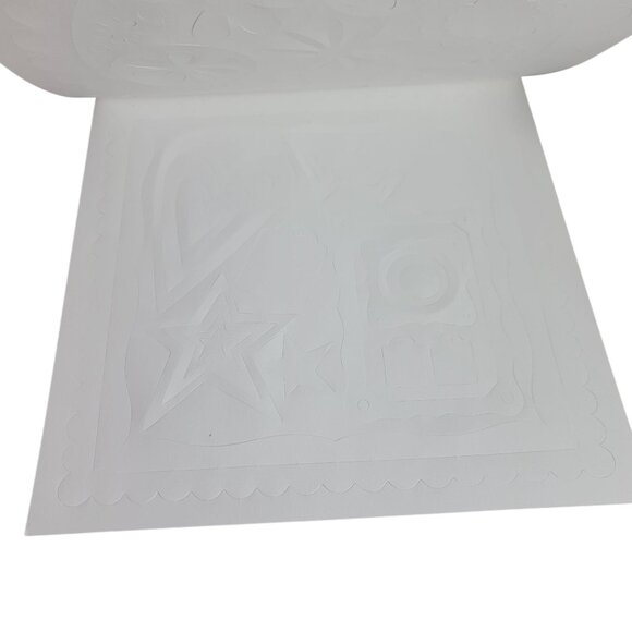 Close to My Heart Dazzling Die Cuts White Daisy CC1002WD 12"x12" Textured NEW - Picture 5 of 6